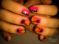 растяжка на ногтях, пляж пальмы, рисунки на ногтях от руки